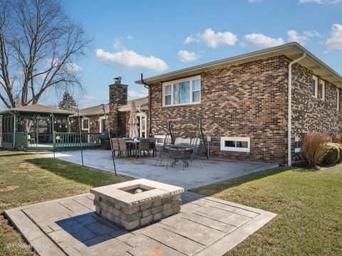 Tiny photo for 4200 W Gent Drive, Wadsworth, IL 60083 (MLS # 12576773)