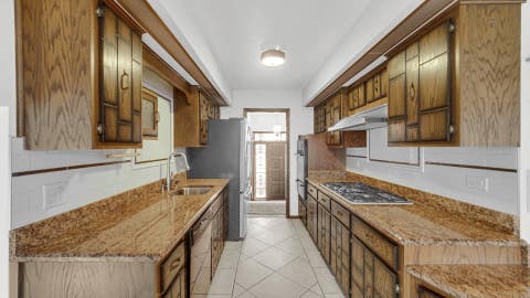 Tiny photo for 15058 Naughton Drive, South Holland, IL 60473 (MLS # 12623093)