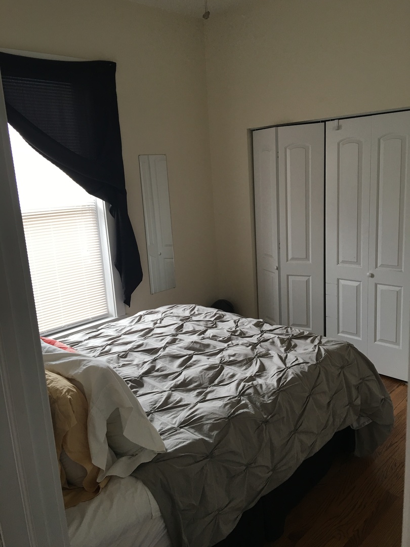 1645 W Huron Street 3F