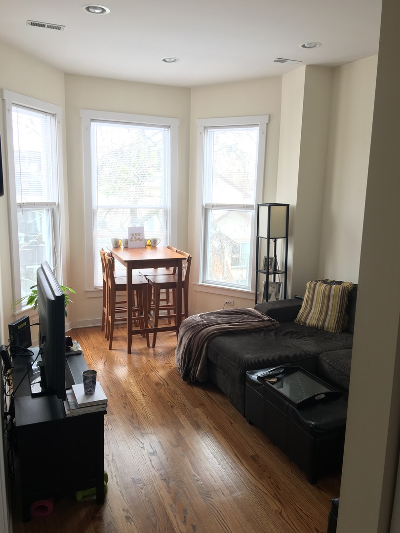 1645 W Huron Street 3F