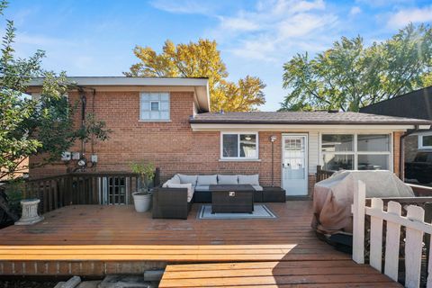 Tiny photo for 128 David Drive, Bensenville, IL 60106 (MLS # 12513388)