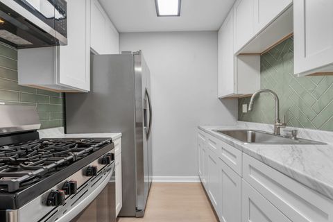 Tiny photo for 1195 Meadow Lane #213, Hoffman Estates, IL 60169 (MLS # 12395138)