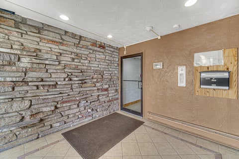 Tiny photo for 9351 LADYBIRD Lane #1D, Des Plaines, IL 60016 (MLS # 12638397)