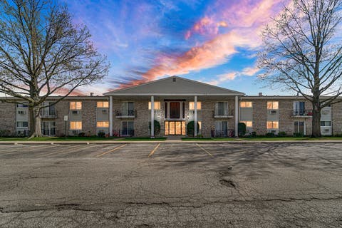 Tiny photo for 9351 LADYBIRD Lane #1D, Des Plaines, IL 60016 (MLS # 12638397)