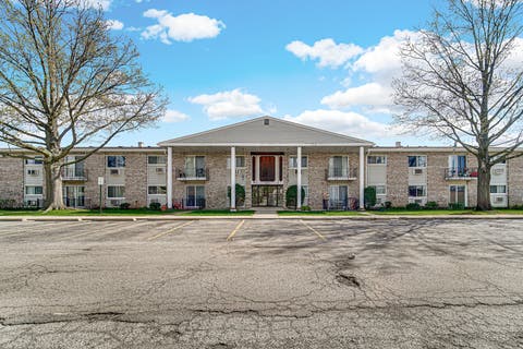 Tiny photo for 9351 LADYBIRD Lane #1D, Des Plaines, IL 60016 (MLS # 12638397)