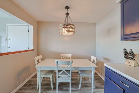 Tiny photo for 2222 N Harlem Avenue #2NW, Elmwood Park, IL 60707 (MLS # 12562782)