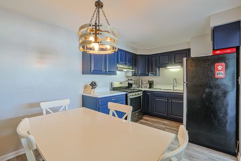 Tiny photo for 2222 N Harlem Avenue #2NW, Elmwood Park, IL 60707 (MLS # 12562782)