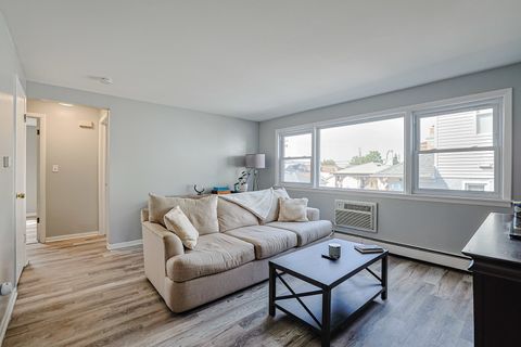 Tiny photo for 2222 N Harlem Avenue #2NW, Elmwood Park, IL 60707 (MLS # 12562782)