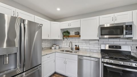 Tiny photo for 6819 Harvest Avenue, Woodridge, IL 60517 (MLS # 12518835)