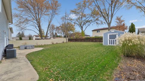 Tiny photo for 6819 Harvest Avenue, Woodridge, IL 60517 (MLS # 12518835)