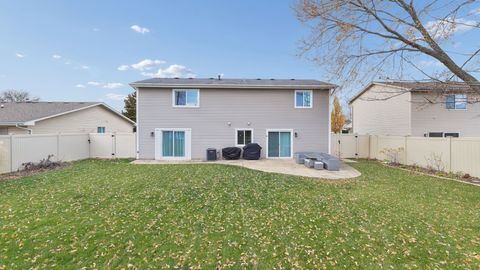 Tiny photo for 6819 Harvest Avenue, Woodridge, IL 60517 (MLS # 12518835)