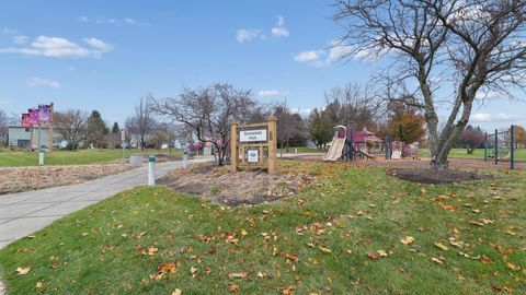 Tiny photo for 6819 Harvest Avenue, Woodridge, IL 60517 (MLS # 12518835)