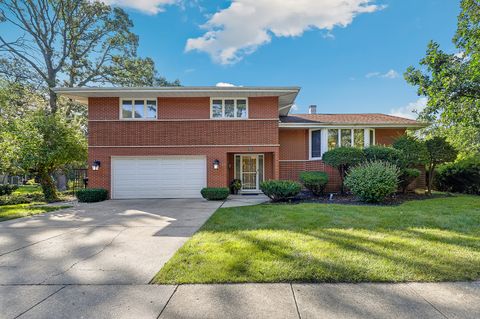 Photo of 1161 E 158th Street, South Holland, IL 60473 (MLS # 12502604) Photo of 1161 E 158th Street, South Holland, IL 60473 (MLS # 12502604)