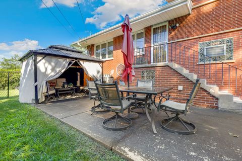 Tiny photo for 1161 E 158th Street, South Holland, IL 60473 (MLS # 12502604)