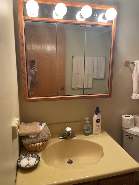 Tiny photo for 181 E Schubert Avenue, Glendale Heights, IL 60139 (MLS # 12716954)
