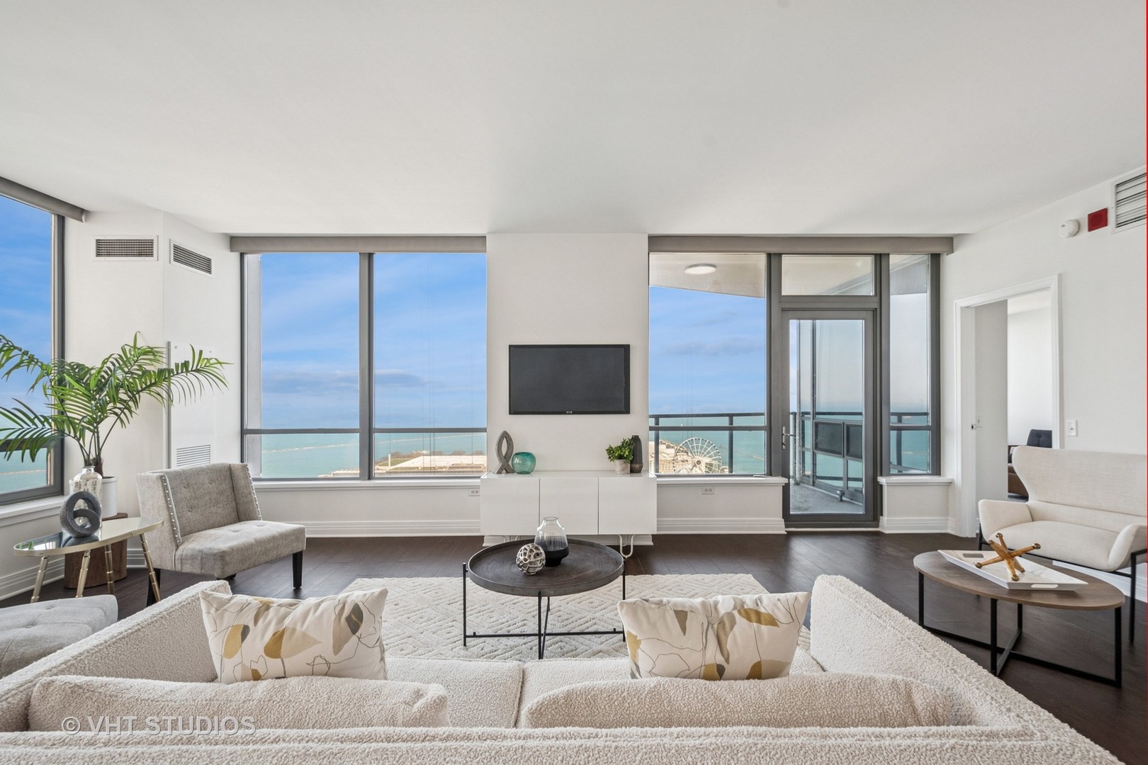 600 N Lake Shore Drive 3411