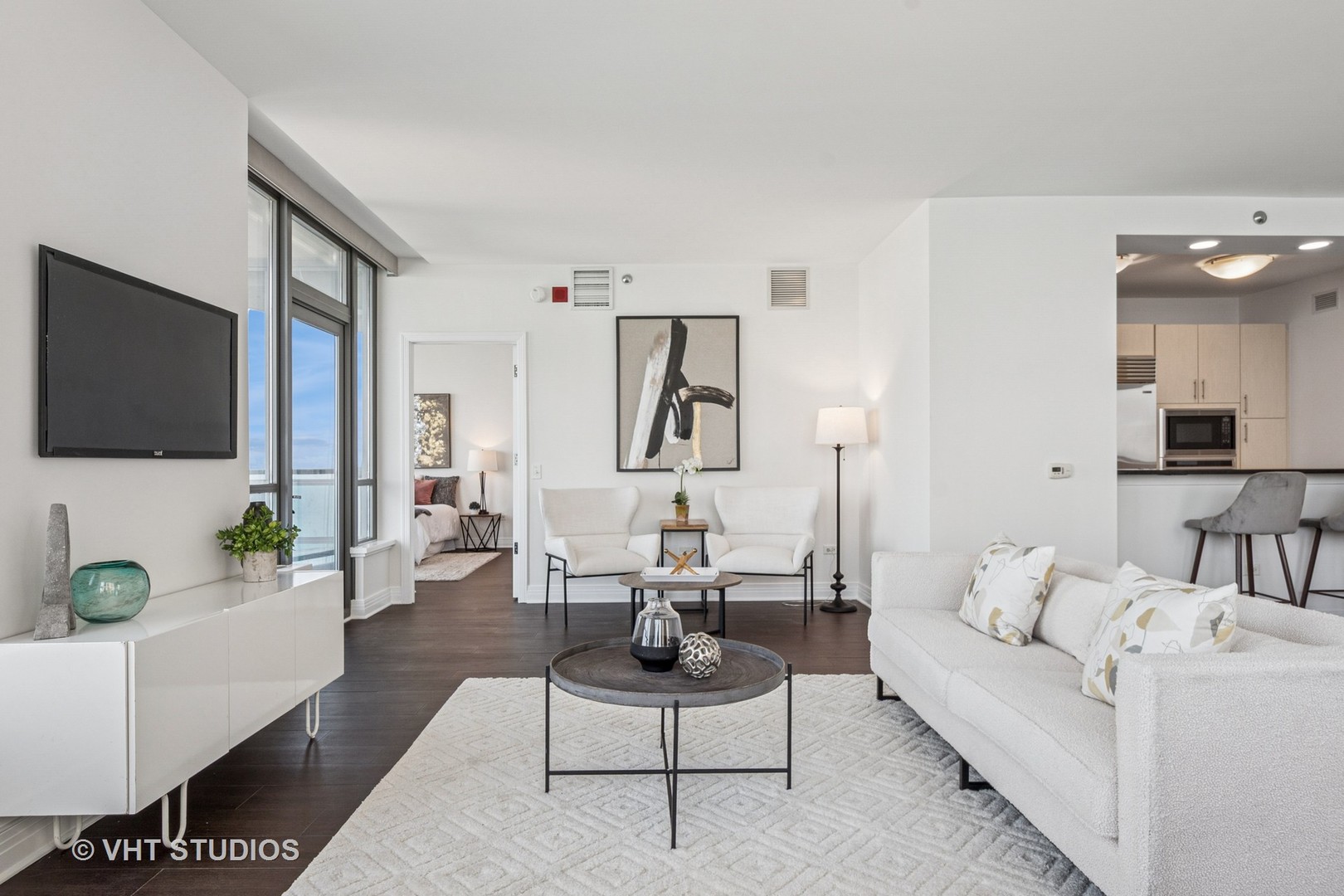 600 N Lake Shore Drive 3411