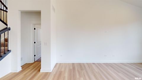 Tiny photo for Lot 15 Faiths Way, Bettendorf, IA 52722 (MLS # QC4269981)