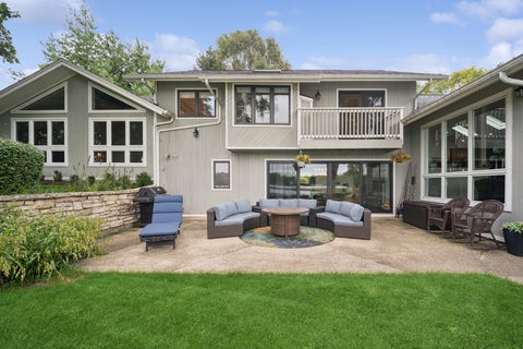 Tiny photo for 498 Lakepoint Drive, Barrington, IL 60010 (MLS # 12756360)