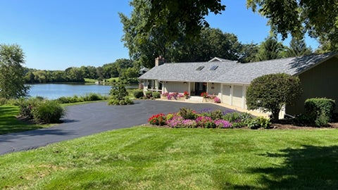 Photo of 498 Lakepoint Drive, Barrington, IL 60010 (MLS # 12756360)