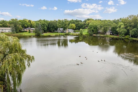Tiny photo for 498 Lakepoint Drive, Barrington, IL 60010 (MLS # 12756360)