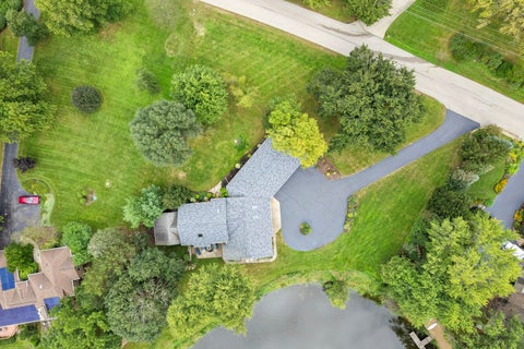 Tiny photo for 498 Lakepoint Drive, Barrington, IL 60010 (MLS # 12756360)