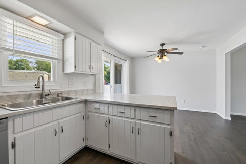 Tiny photo for 1022 Thornberry Court, Ottawa, IL 61350 (MLS # 12714882)