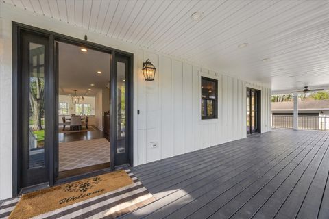 Tiny photo for 16W185 89th Street, Burr Ridge, IL 60527 (MLS # 12626465)