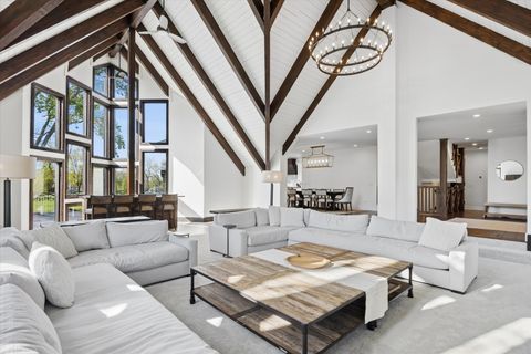 Tiny photo for 16W185 89th Street, Burr Ridge, IL 60527 (MLS # 12626465)