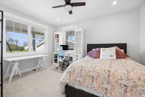 Tiny photo for 16W185 89th Street, Burr Ridge, IL 60527 (MLS # 12626465)