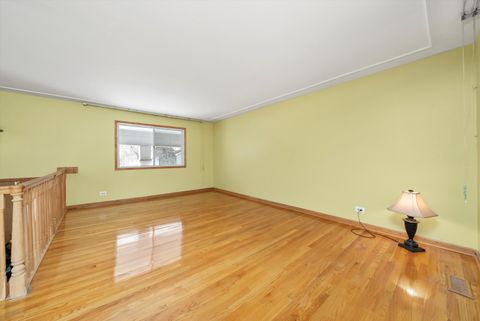 Tiny photo for 152 Oakhurst Road, Matteson, IL 60443 (MLS # 12540022)