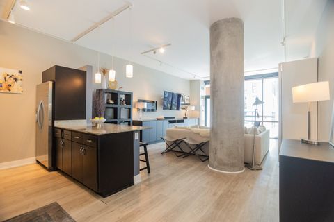 Tiny photo for 860 W BLACKHAWK Street #306, Chicago, IL 60642 (MLS # 12501806)