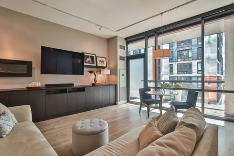 Tiny photo for 860 W BLACKHAWK Street #306, Chicago, IL 60642 (MLS # 12501806)