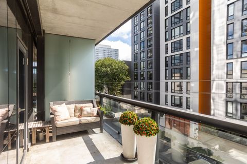 Tiny photo for 860 W BLACKHAWK Street #306, Chicago, IL 60642 (MLS # 12501806)