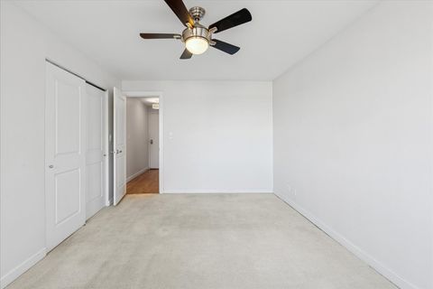 Tiny photo for 3033 N SHERIDAN Road #906, Chicago, IL 60657 (MLS # 12506486)