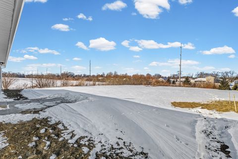 Tiny photo for 1729 S Stone Creek Boulevard, Urbana, IL 61802 (MLS # 12548837)