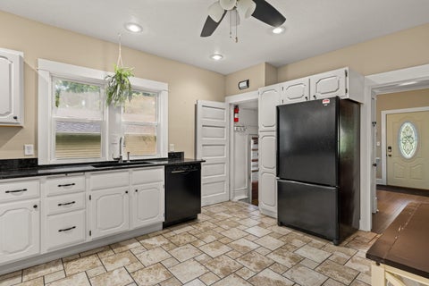 Tiny photo for 1415 Jersey Ridge Road, Davenport, IA 52803 (MLS # 12762488)