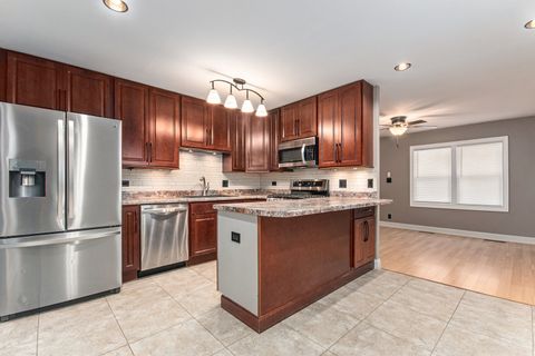 Tiny photo for 107 Hickory Avenue, Streamwood, IL 60107 (MLS # 12530711)