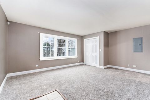 Tiny photo for 107 Hickory Avenue, Streamwood, IL 60107 (MLS # 12530711)