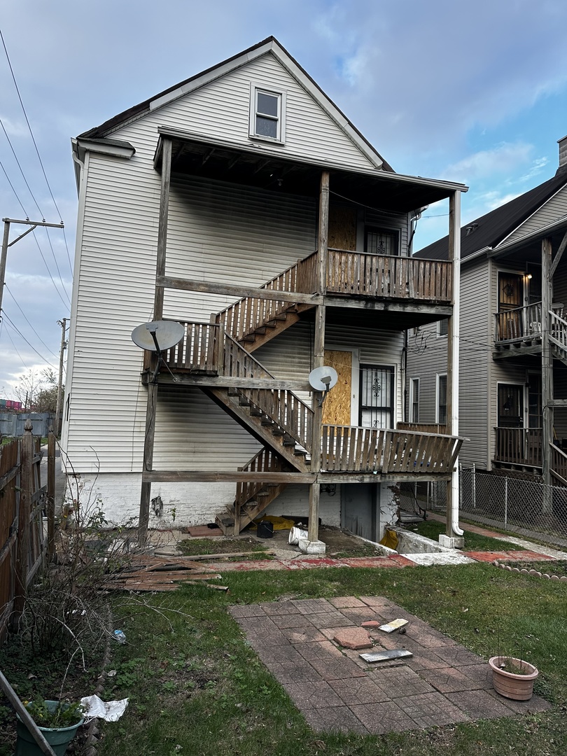 347 W 59th Place