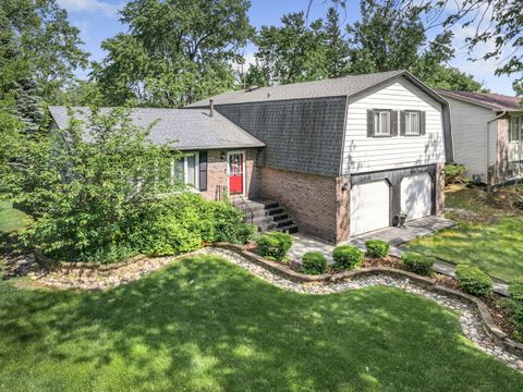 Tiny photo for 22757 Lakeshore Drive, Richton Park, IL 60471 (MLS # 12380062)