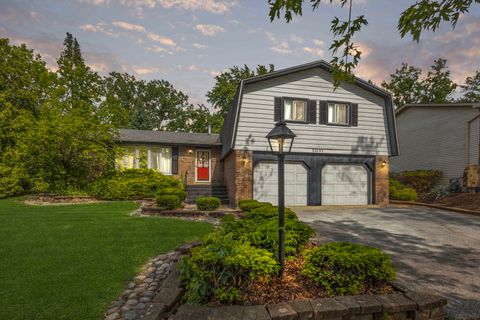 Tiny photo for 22757 Lakeshore Drive, Richton Park, IL 60471 (MLS # 12380062)