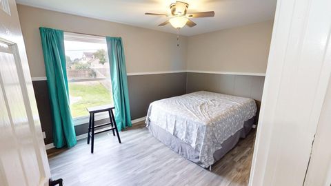 Tiny photo for 304 Jackson Street, Bartlett, IL 60103 (MLS # 12462682)