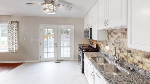 Tiny photo for 304 Jackson Street, Bartlett, IL 60103 (MLS # 12462682)