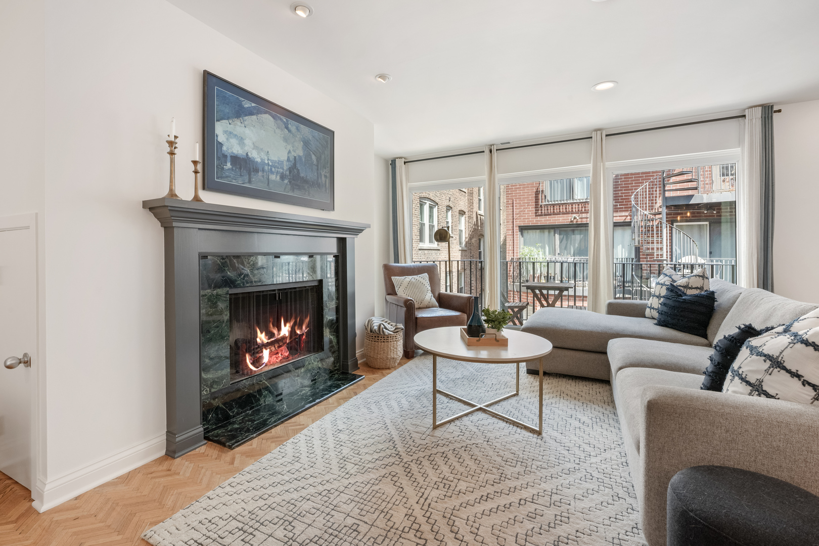 2736 N Hampden Court 205