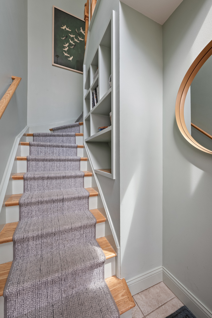 2736 N Hampden Court 205