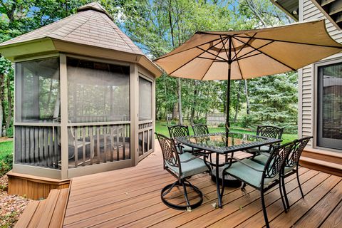 Tiny photo for 12514 W 101st Avenue, St. John, IN 46373 (MLS # 12455111)