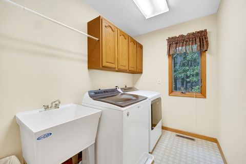 Tiny photo for 12514 W 101st Avenue, St. John, IN 46373 (MLS # 12455111)