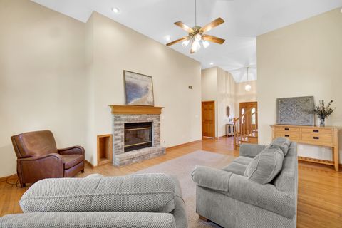 Tiny photo for 12514 W 101st Avenue, St. John, IN 46373 (MLS # 12455111)