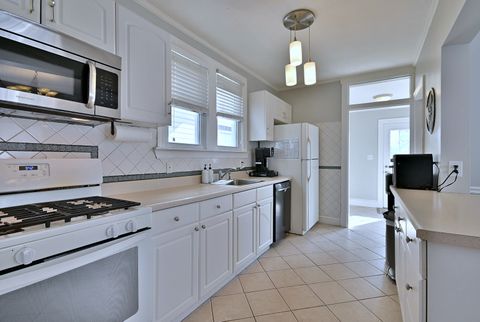 Tiny photo for 1429 Gunderson Avenue, Berwyn, IL 60402 (MLS # 12469585)